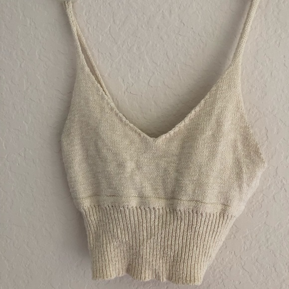 debut Tops - Knit cream crop top